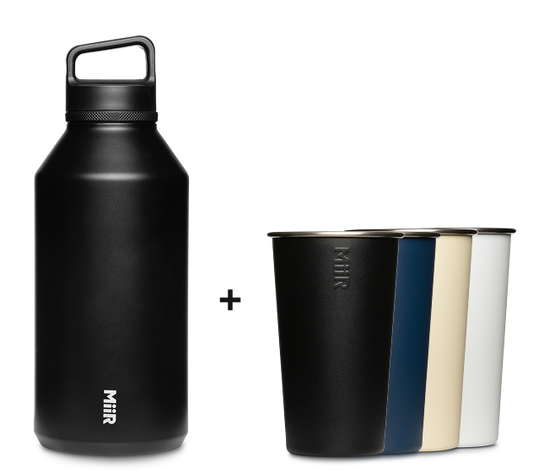 64oz-wm-bottle-4x-pint-cups-s7 64oz-bundle-04.png