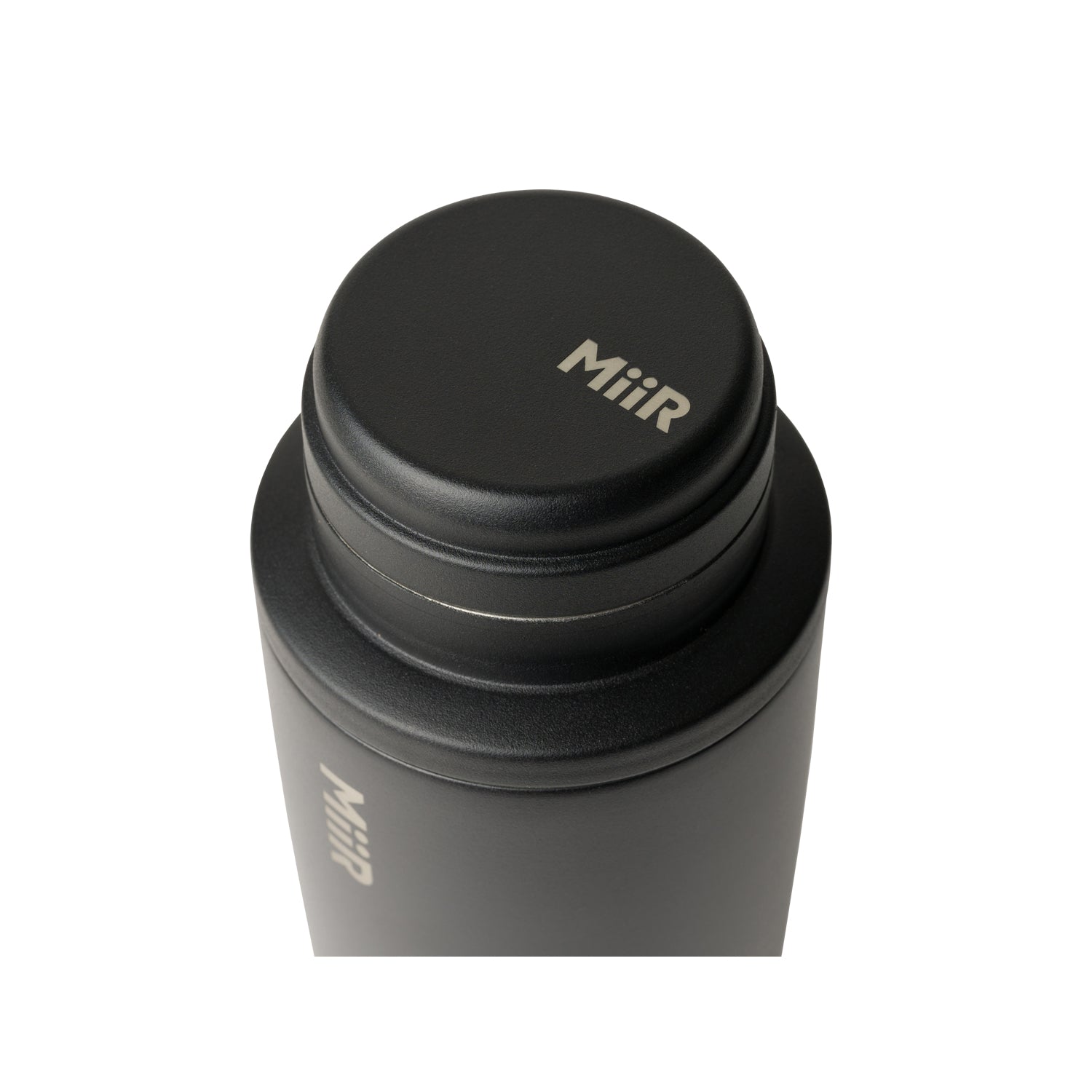 cocktail-shaker-lid-s7 Shaker_Lid_Black_Studio_1021_45Deg_Lid_On-1__CSL1SNOS002.jpg