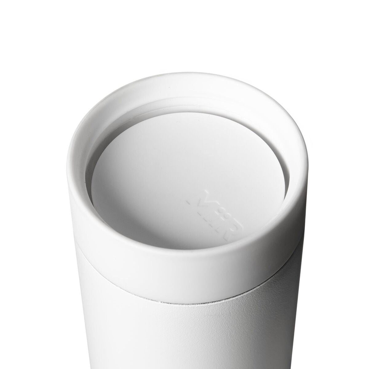 360-lid-s7 WebPDP-360_Lid_White__3602PNWM001_X2Studio_Closeup_Open.jpg
