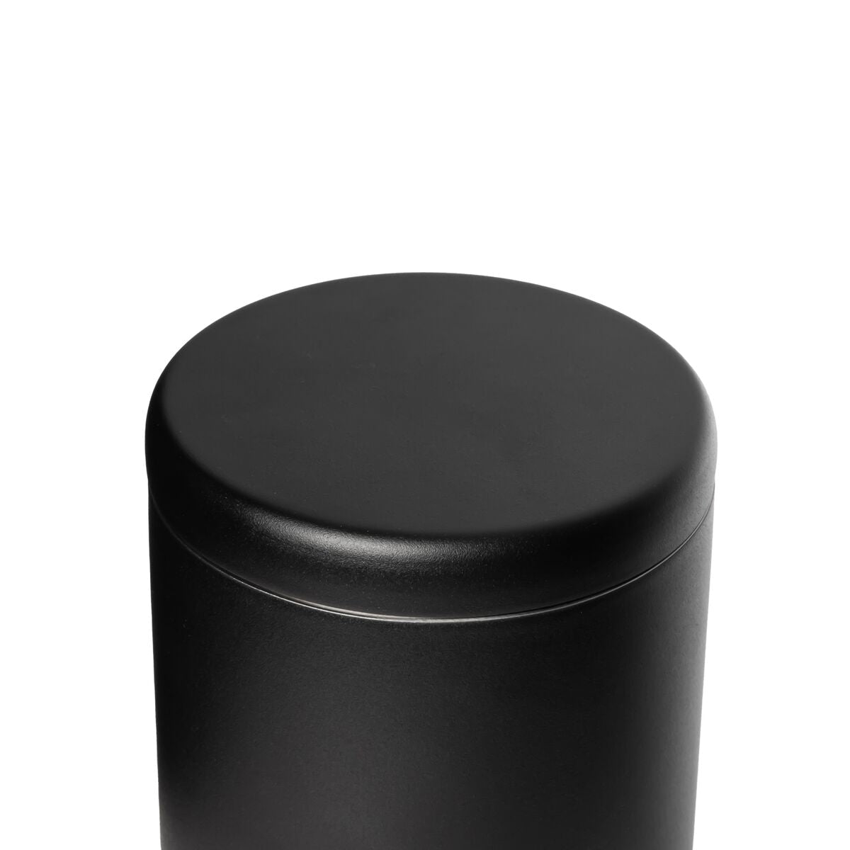 airlock-coffee-canister-f4 WebPDP-Airlock_Coffee_Canister__ACN2SVOS002_Black_X2Studio_45_Deg_Lid_On.jpg
