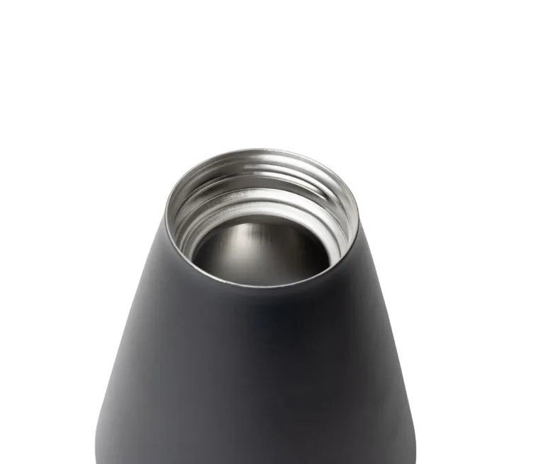 new-standard-carafe-a6 WebPDP-Carafe_Black_Studio_0722_45_Deg_Top_Off__CAR1SVOS002.jpg